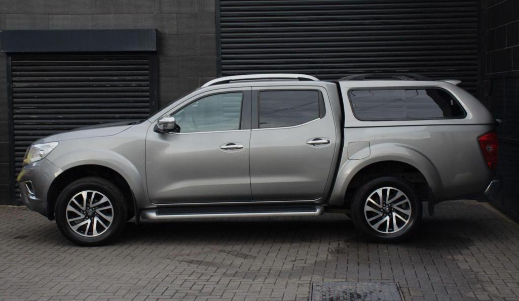 NISSAN NAVARA