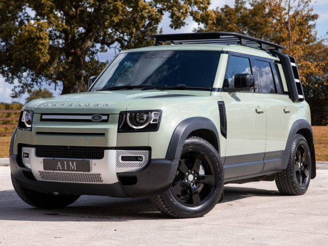LAND ROVER DEFENDER 110