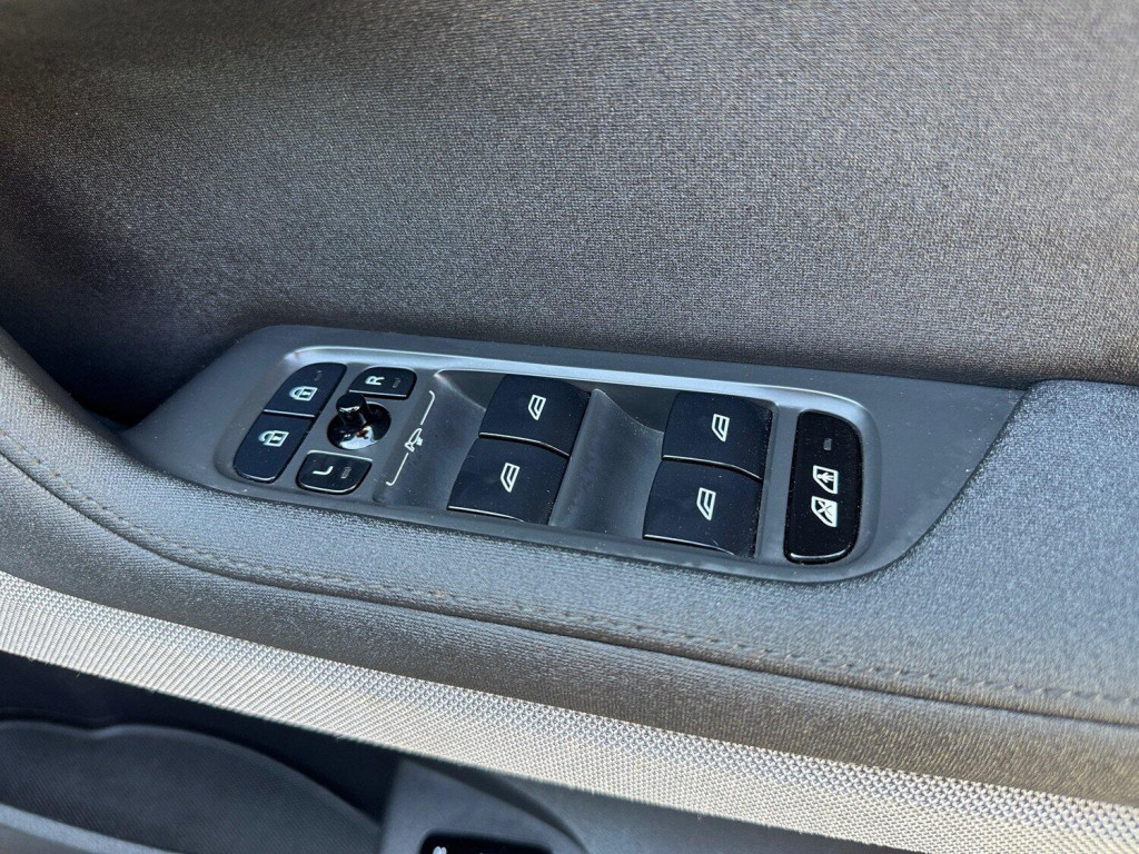 POLESTAR POLESTAR 2