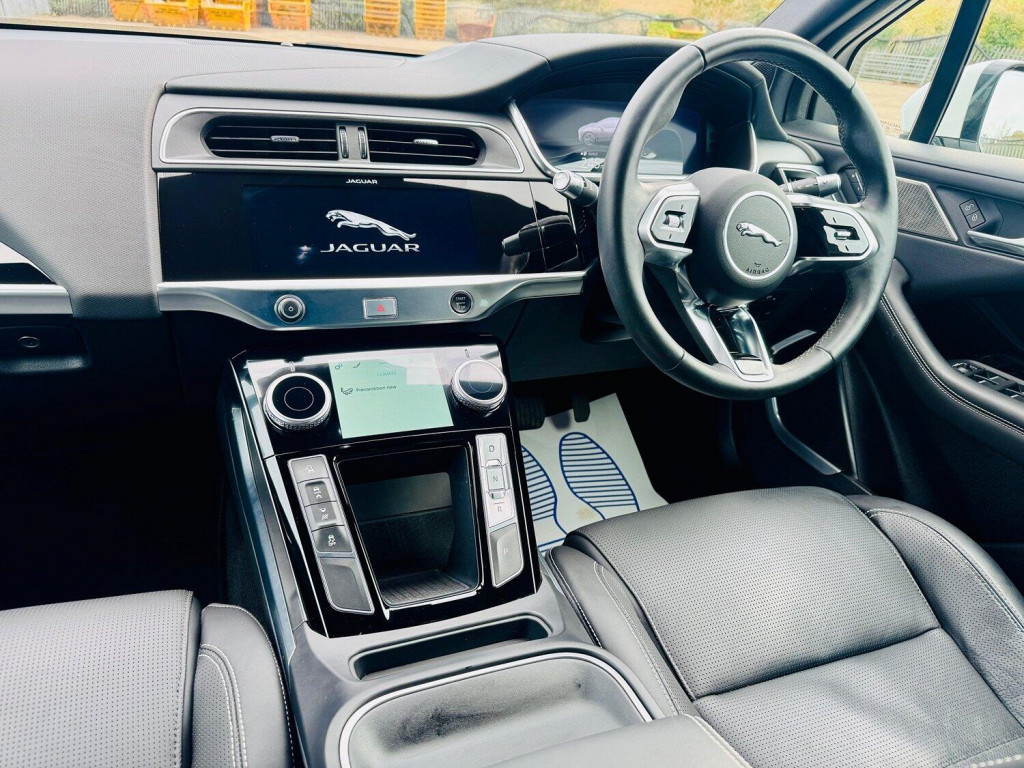 JAGUAR I-Pace