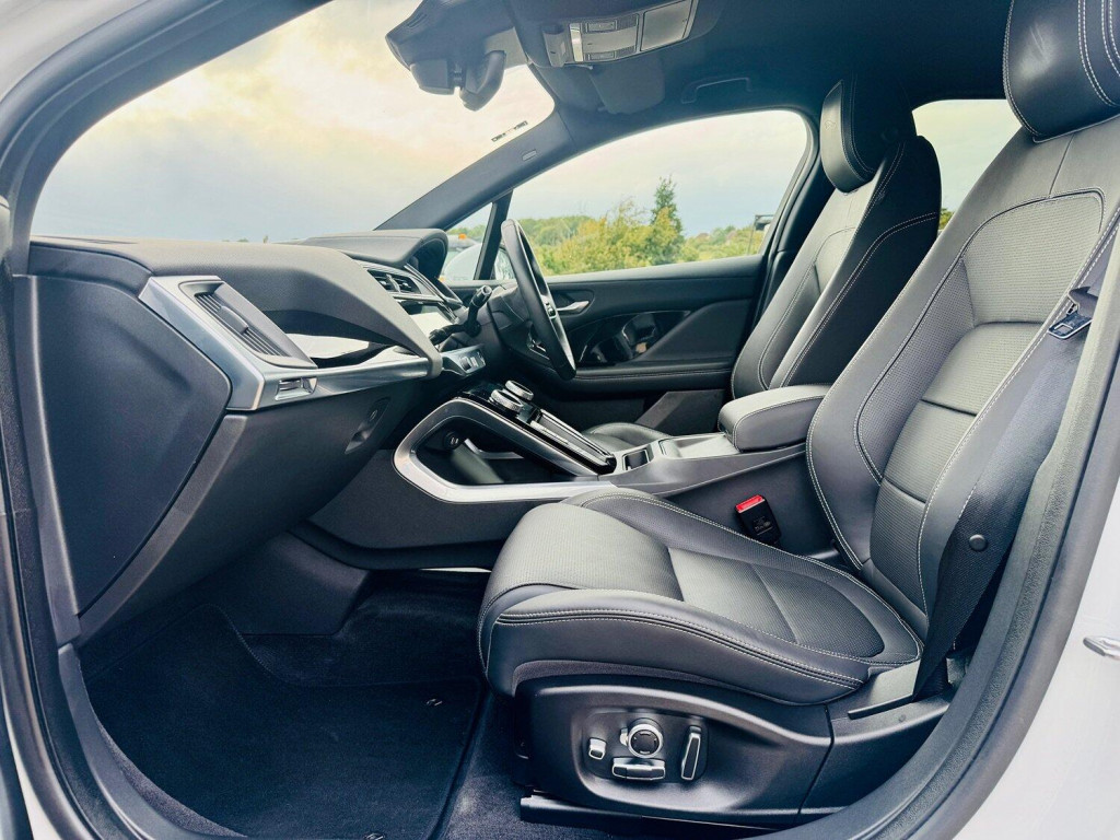 JAGUAR I-Pace