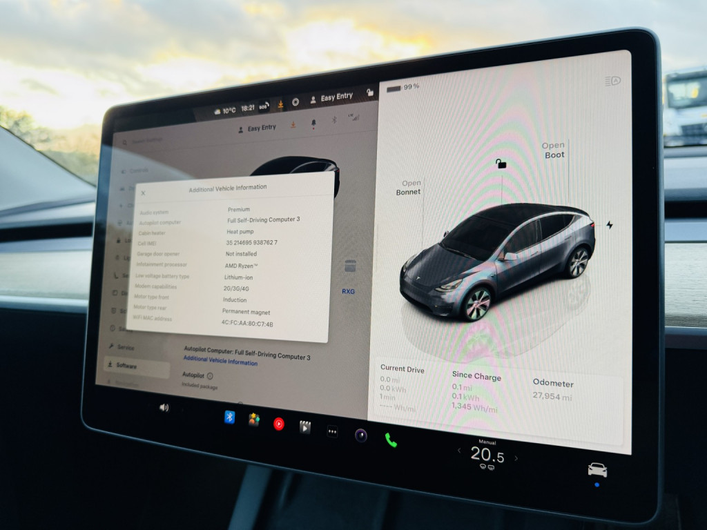 TESLA MODEL Y