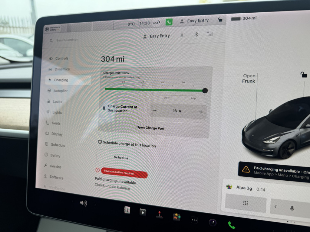 TESLA MODEL 3