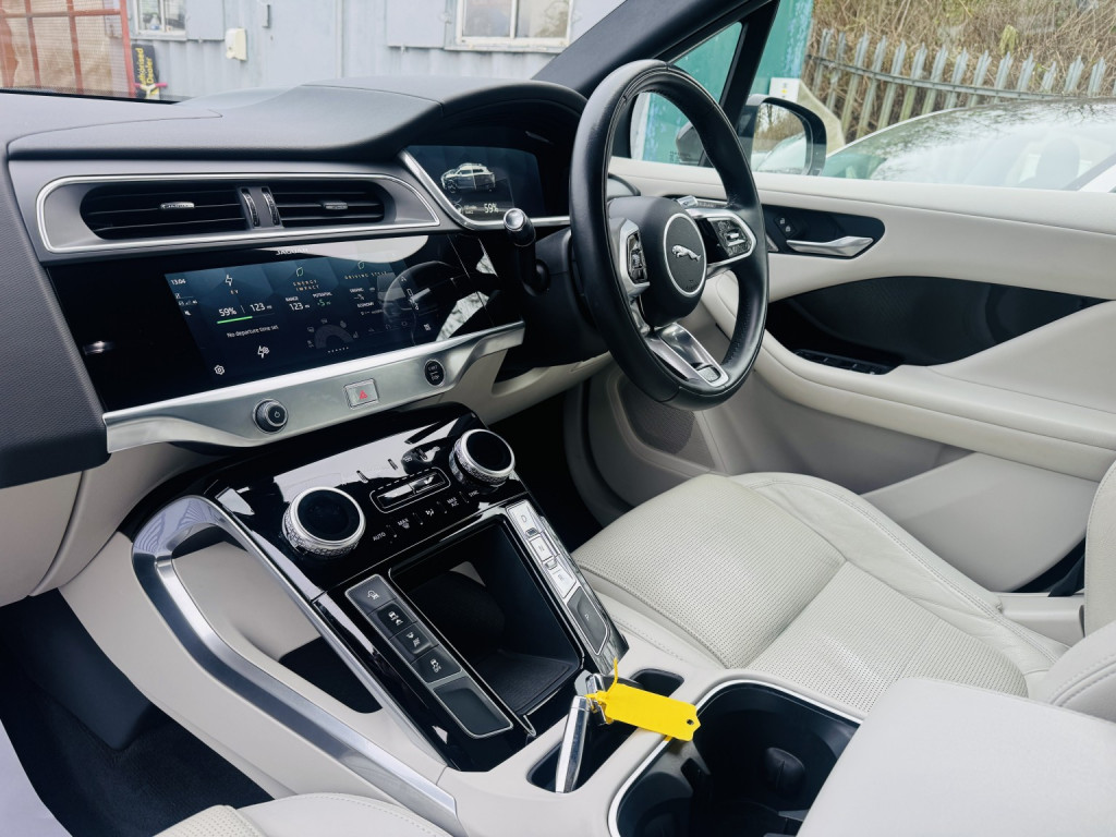 JAGUAR I-Pace