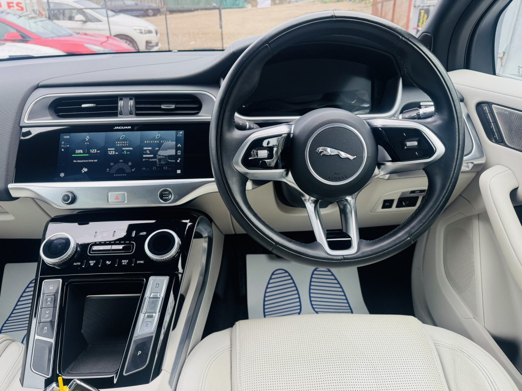 JAGUAR I-Pace