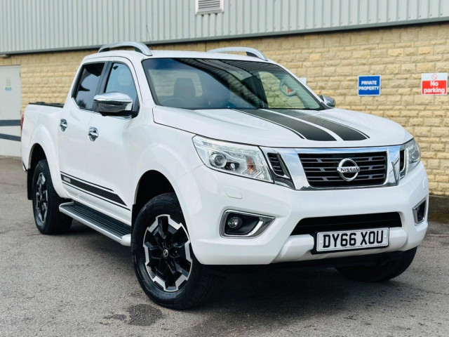 NISSAN NAVARA