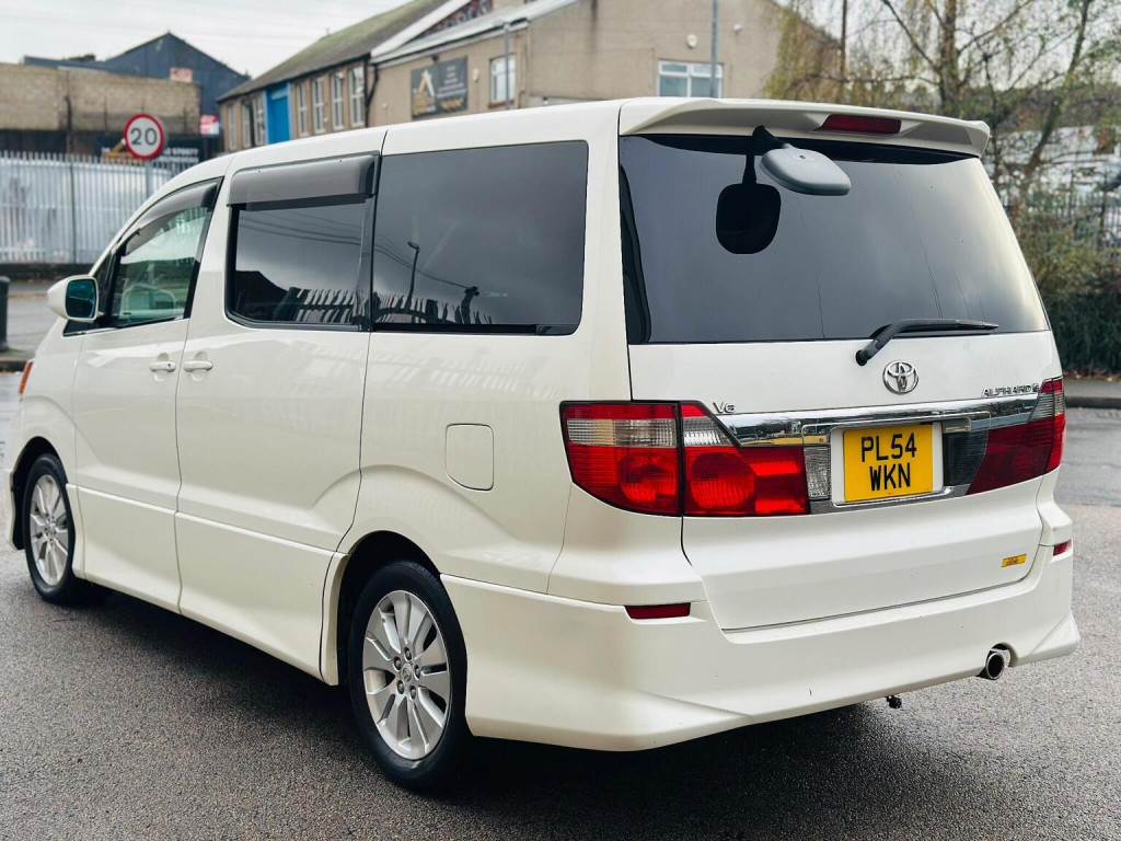 TOYOTA ALPHARD