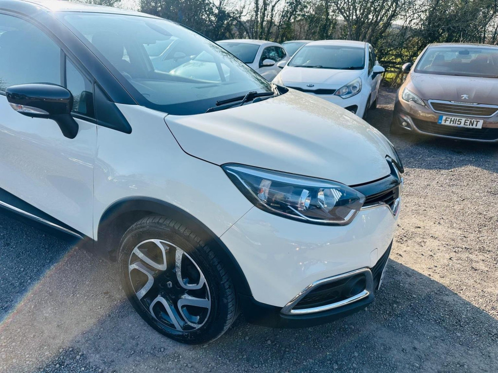 RENAULT CAPTUR