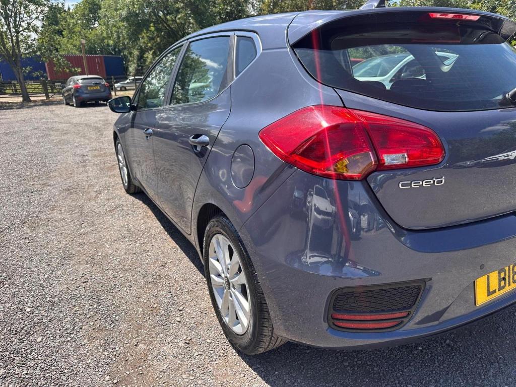 KIA CEED