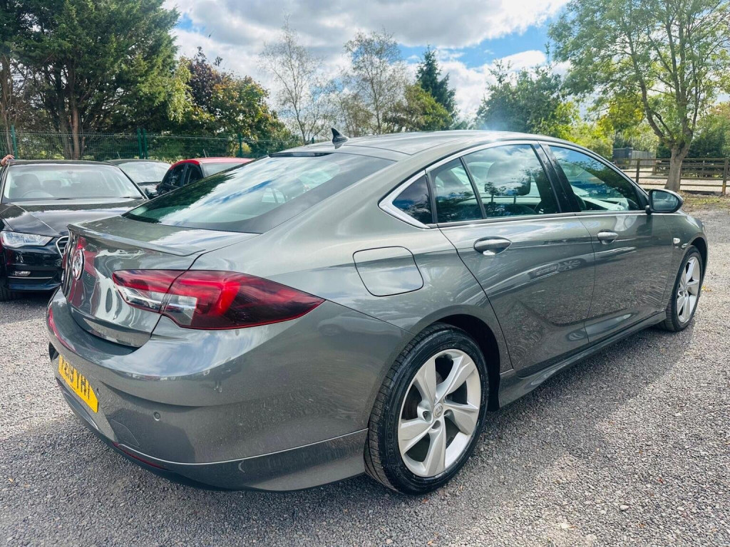 VAUXHALL INSIGNIA