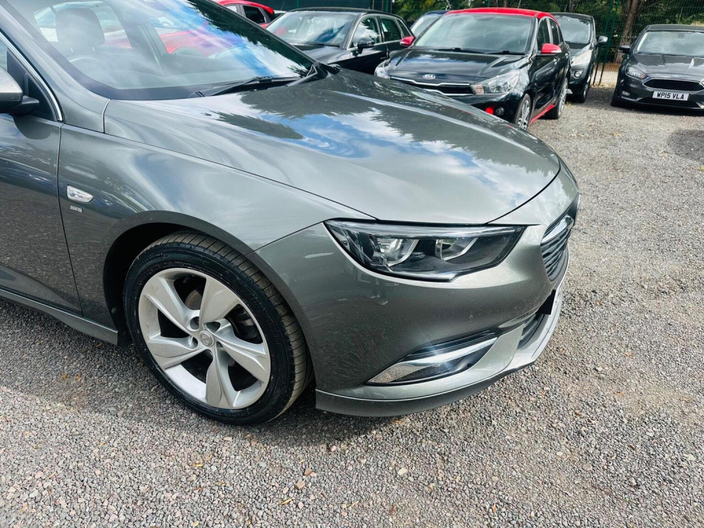 VAUXHALL INSIGNIA