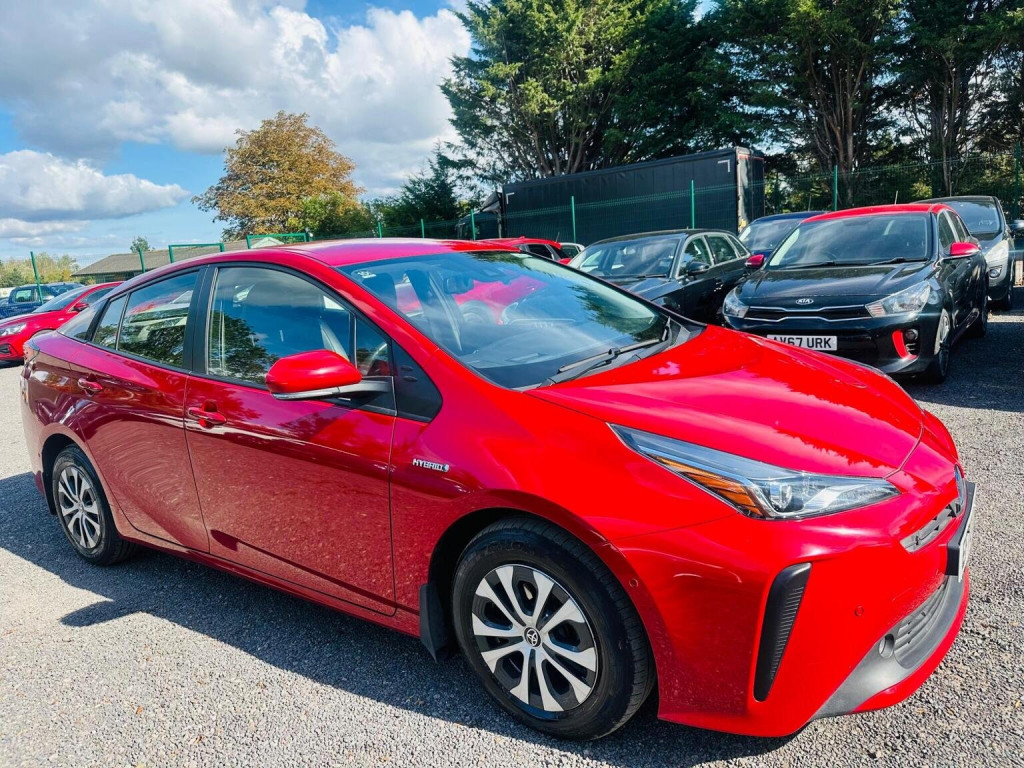 TOYOTA PRIUS
