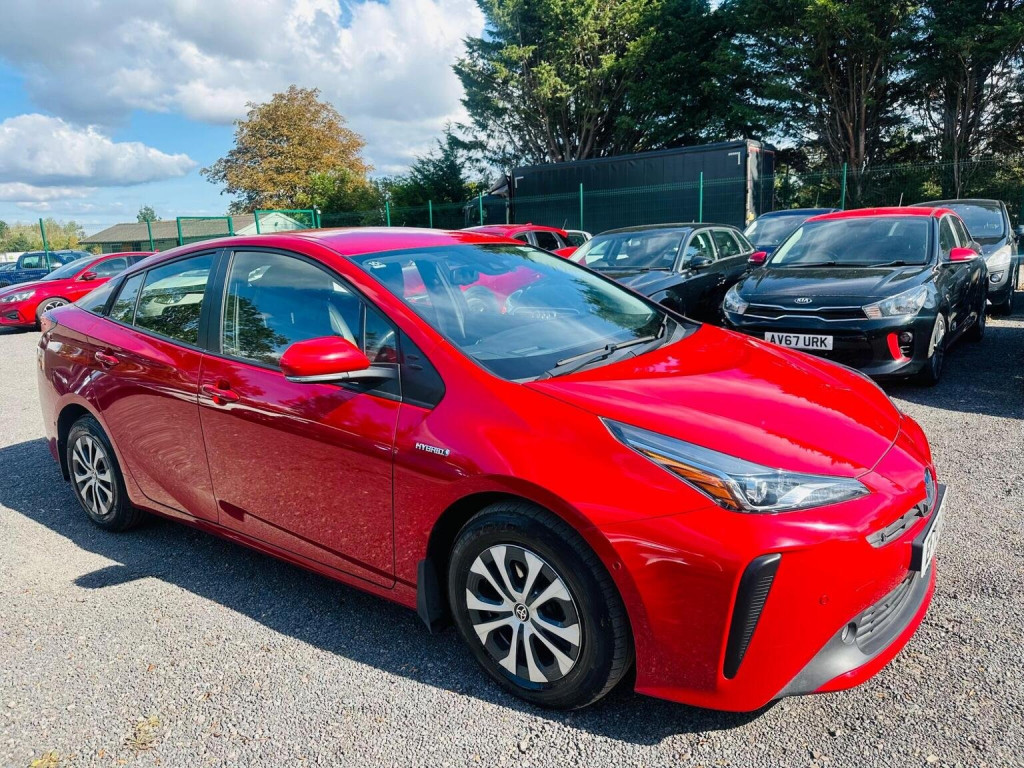 TOYOTA PRIUS