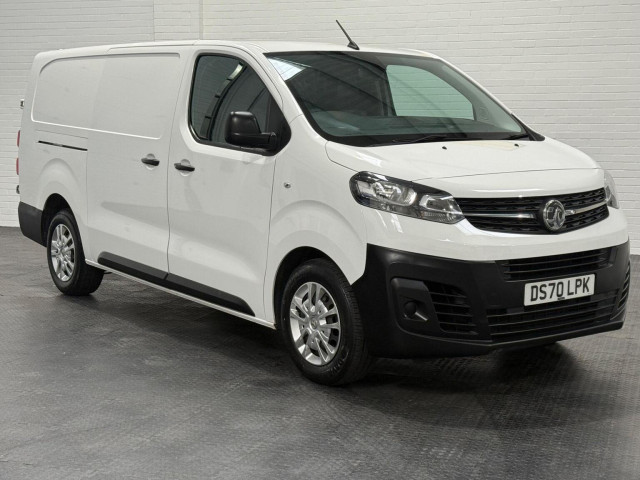 VAUXHALL VIVARO