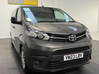 TOYOTA PROACE
