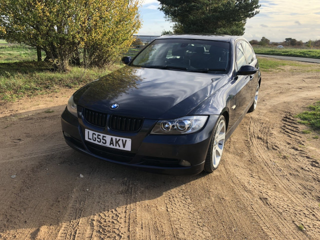 BMW 3 SERIES 2.5 325i SE Saloon