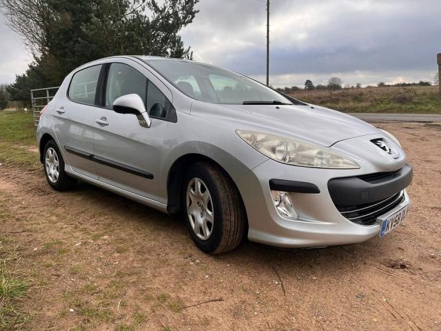 PEUGEOT 308 1.6 HDi S