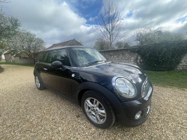 MINI HATCH 1.6 One D Hatch