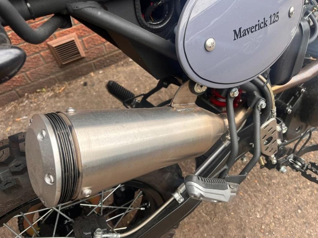 HERALD MOTOR CO MAVERICK