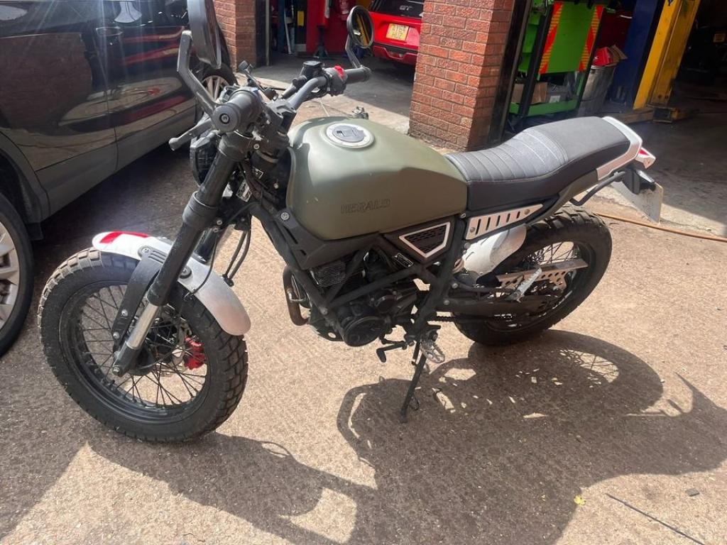 HERALD MOTOR CO BRAT