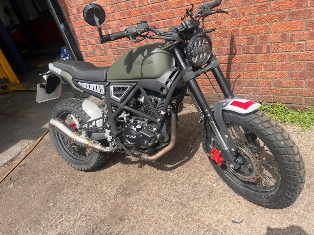 HERALD MOTOR CO BRAT