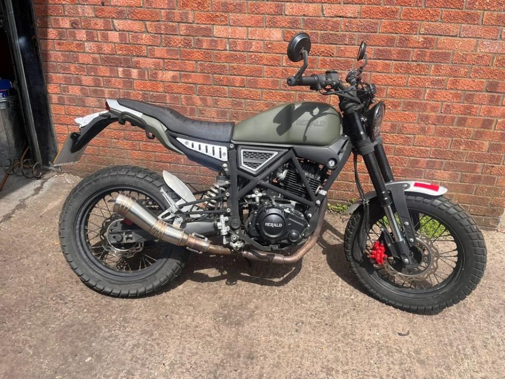 HERALD MOTOR CO BRAT