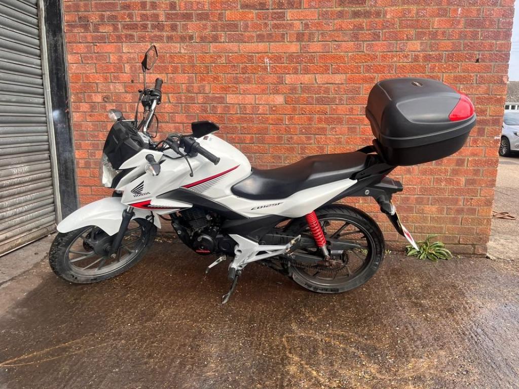 HONDA CB125F