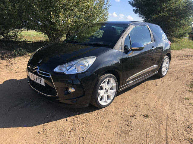 CITROEN DS3 1.6 VTi White