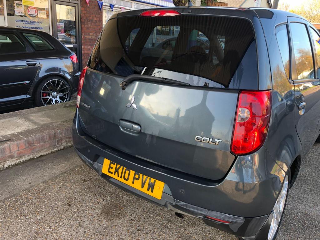 MITSUBISHI COLT