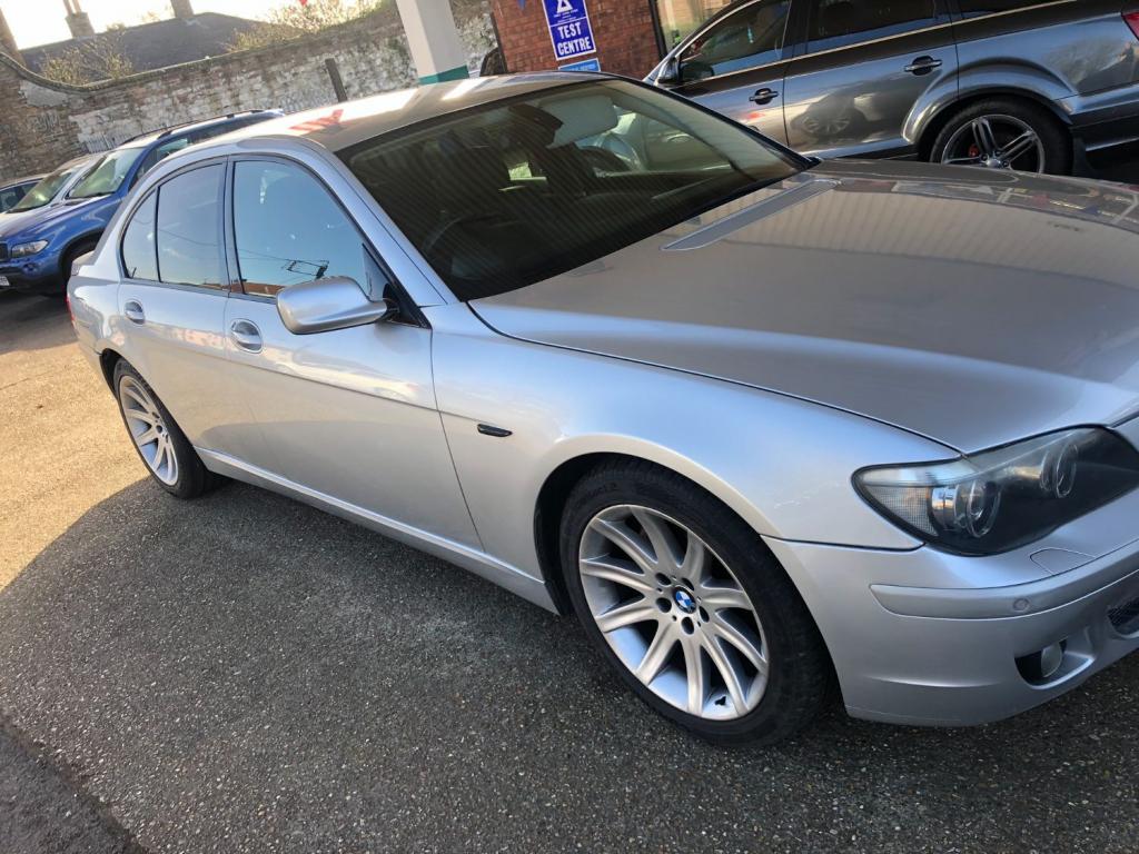 BMW 7 SERIES