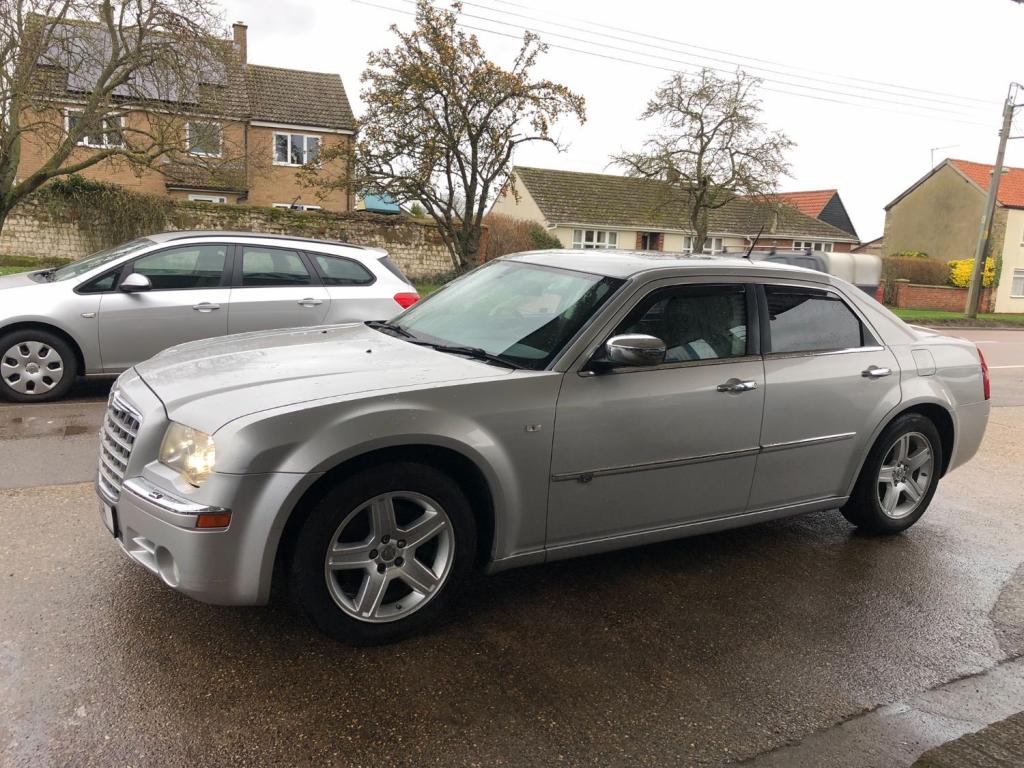 CHRYSLER 300C