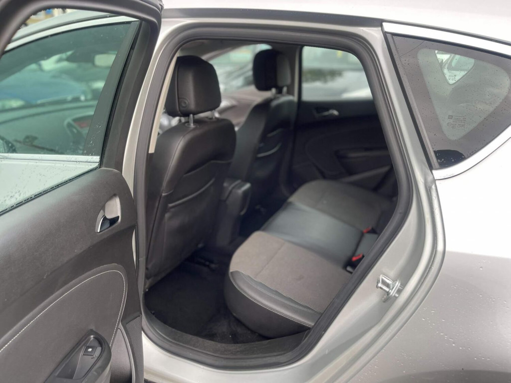 VAUXHALL ASTRA