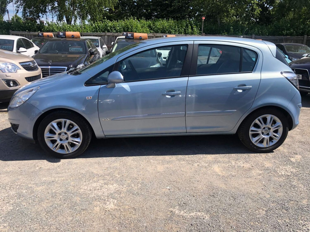 VAUXHALL CORSA