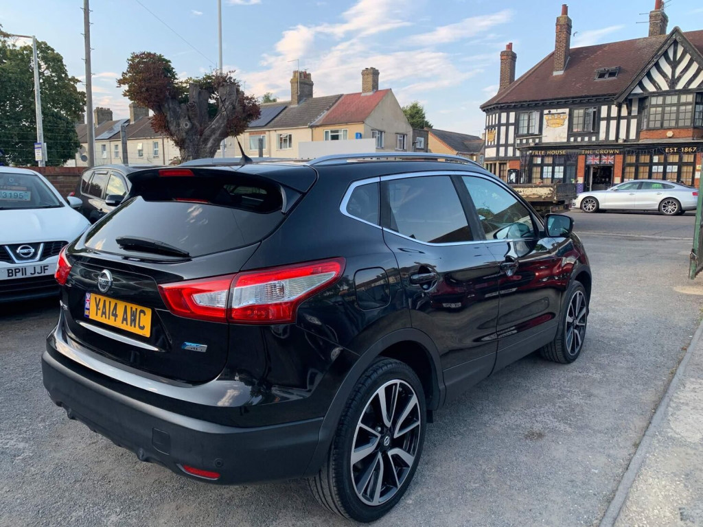 NISSAN QASHQAI