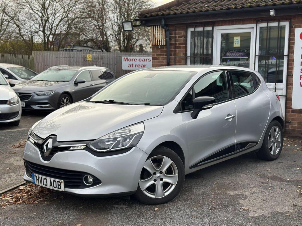 View RENAULT CLIO 1.2 16V Dynamique MediaNav Euro 5 5dr