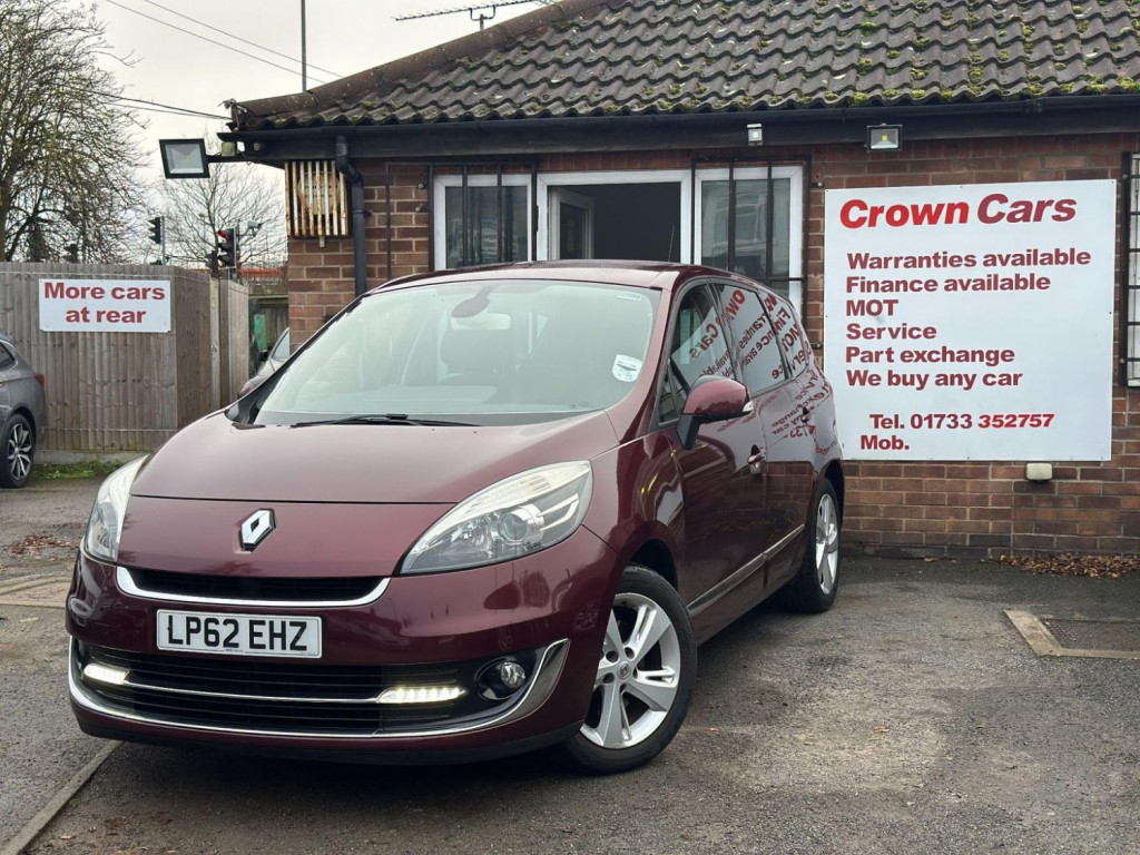 View RENAULT GRAND SCENIC 1.6 dCi Dynamique TomTom Euro 5 (s/s) 5dr