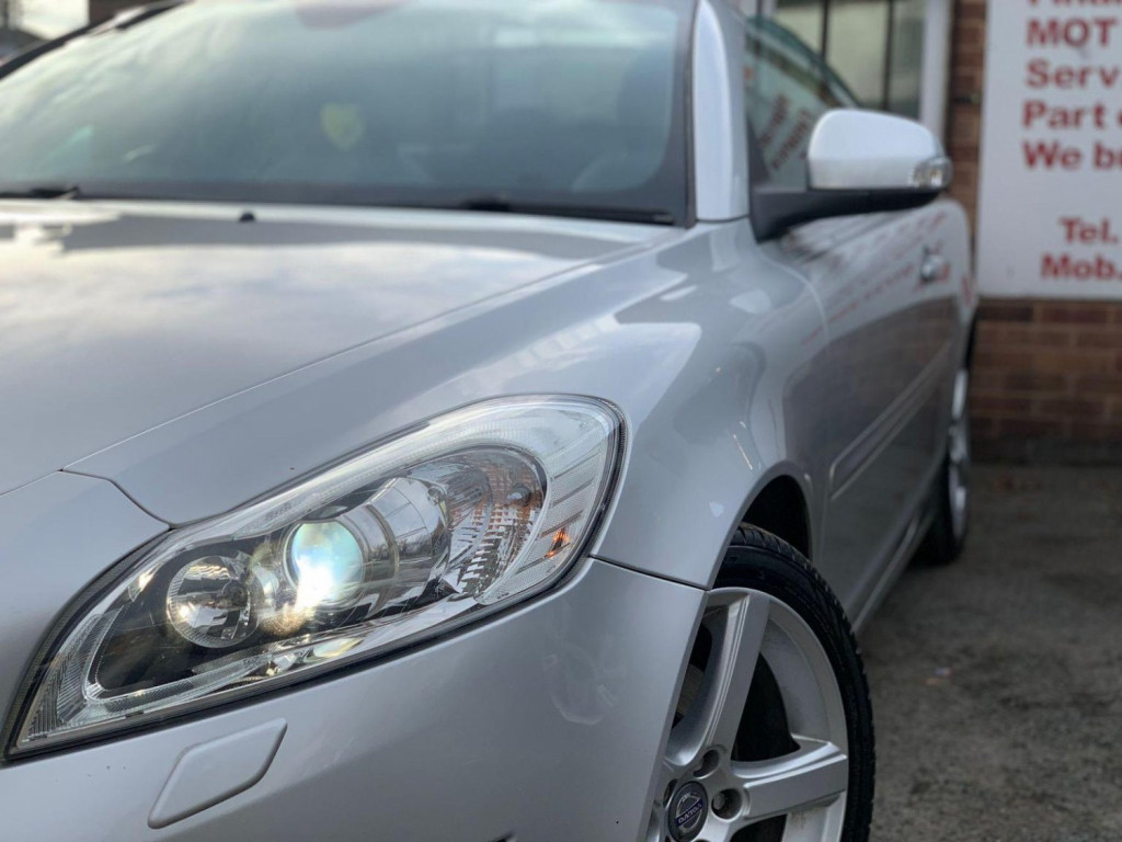 VOLVO C70