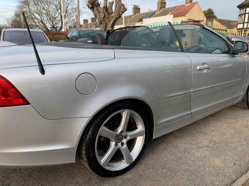 VOLVO C70