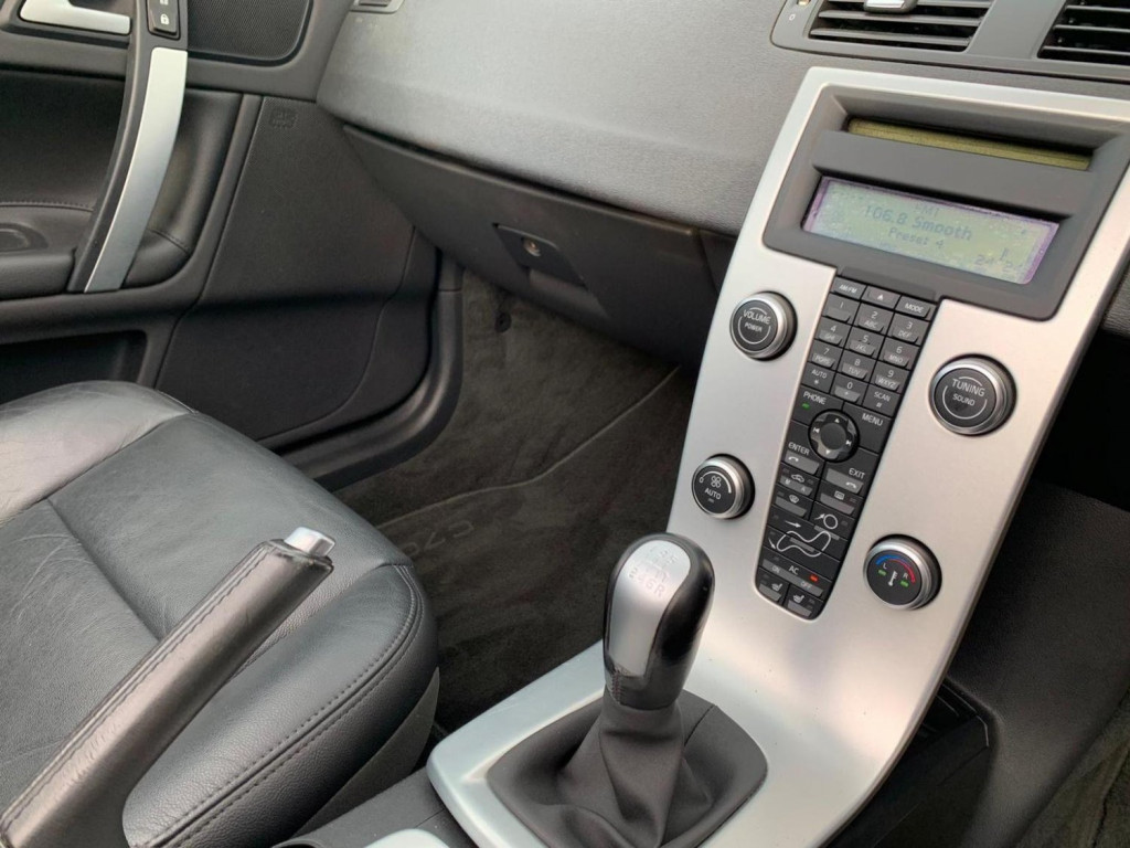 VOLVO C70