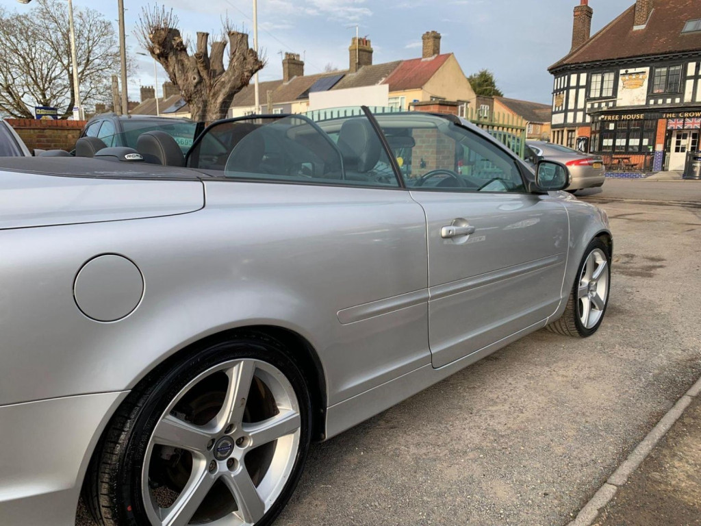 VOLVO C70