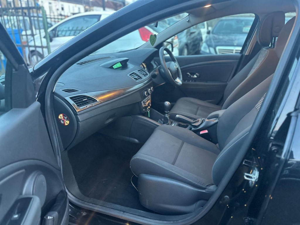 RENAULT MEGANE