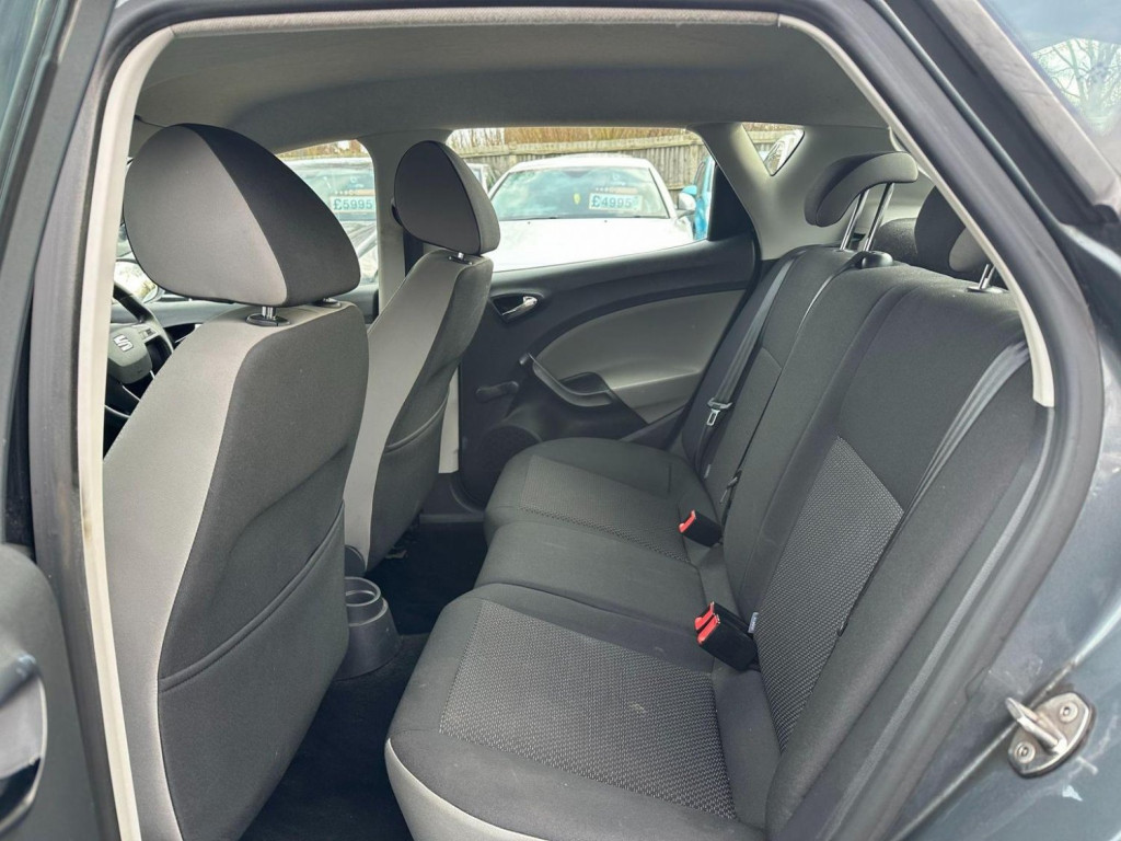 SEAT IBIZA