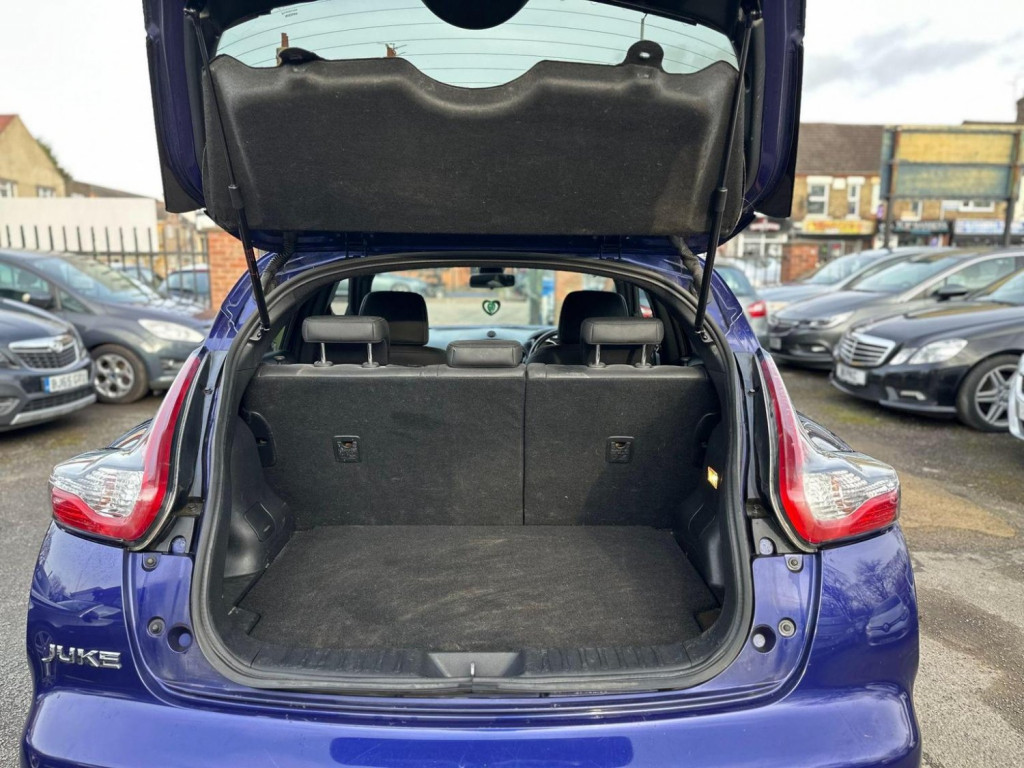 NISSAN JUKE