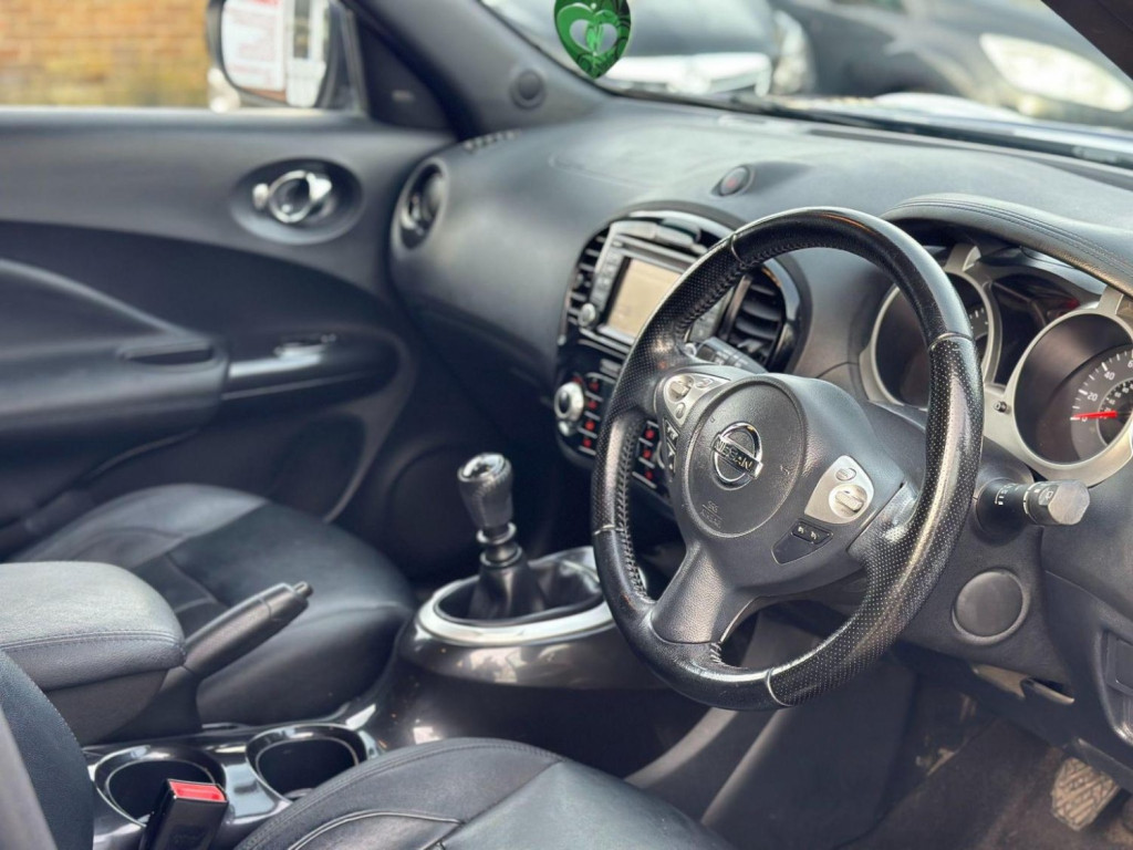 NISSAN JUKE