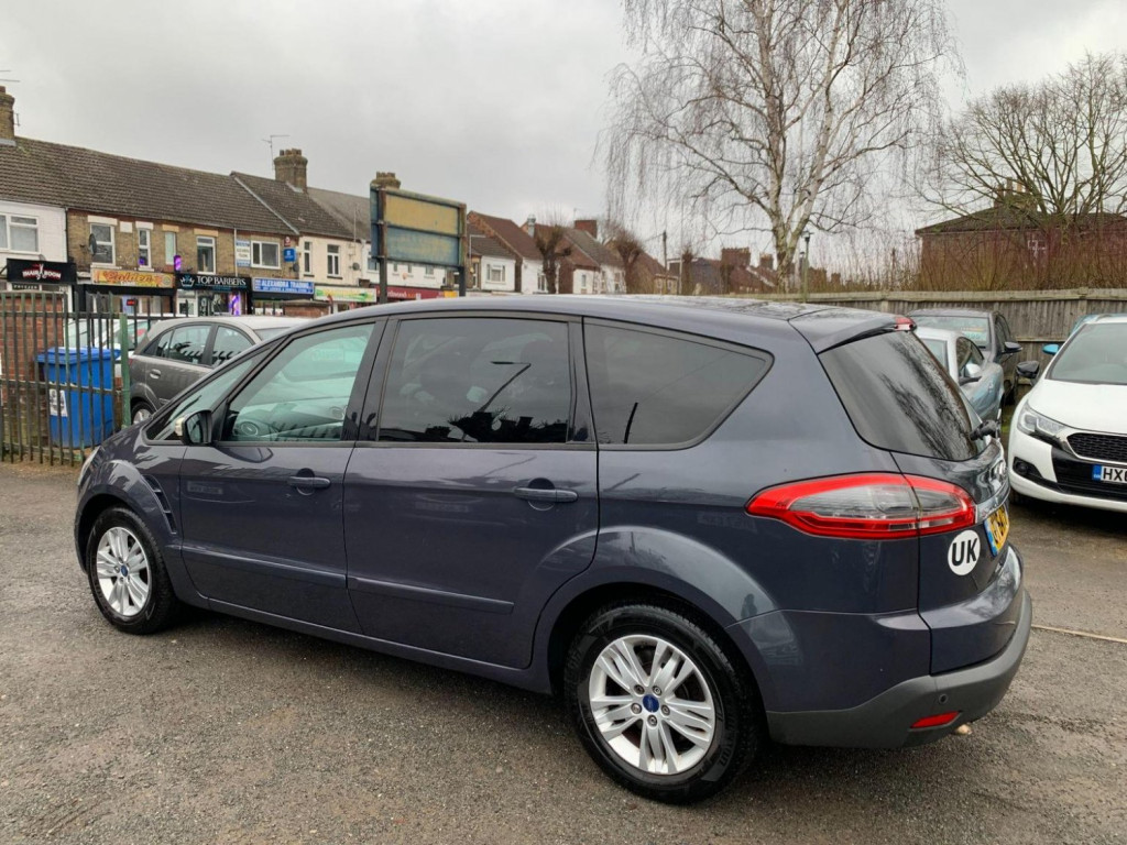 FORD S-MAX