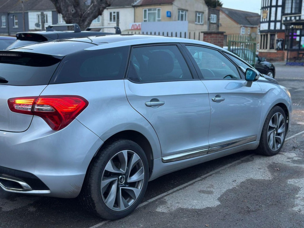 CITROEN DS5
