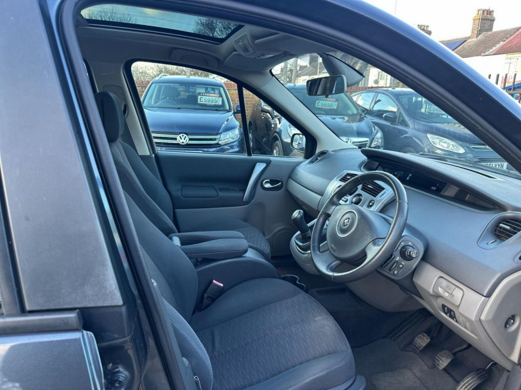 RENAULT SCENIC
