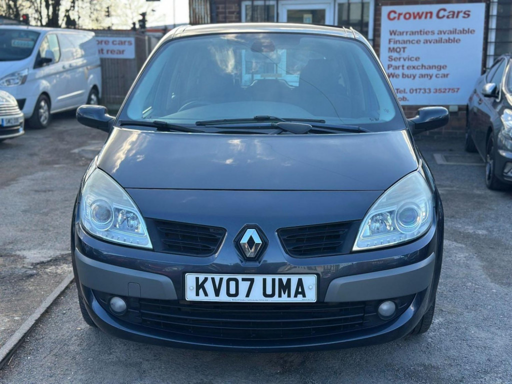 View RENAULT SCENIC 1.5 dCi Dynamique 5dr