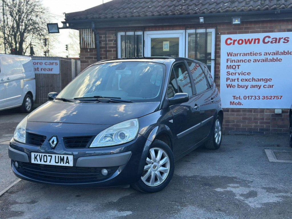 View RENAULT SCENIC 1.5 dCi Dynamique 5dr