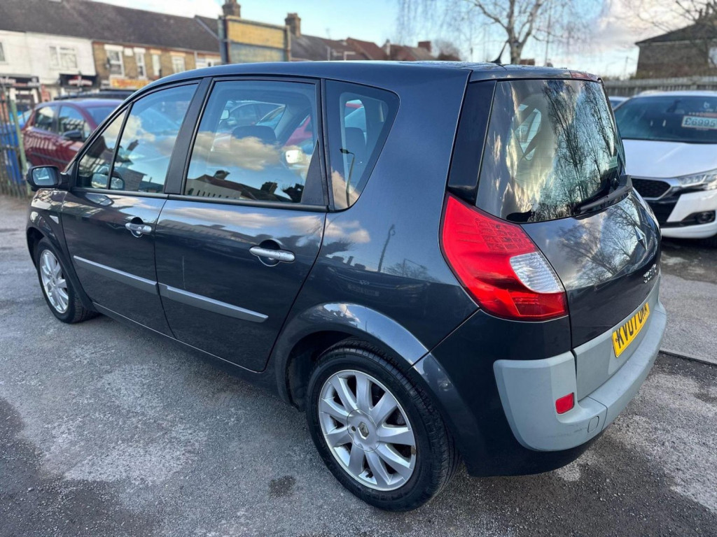 RENAULT SCENIC